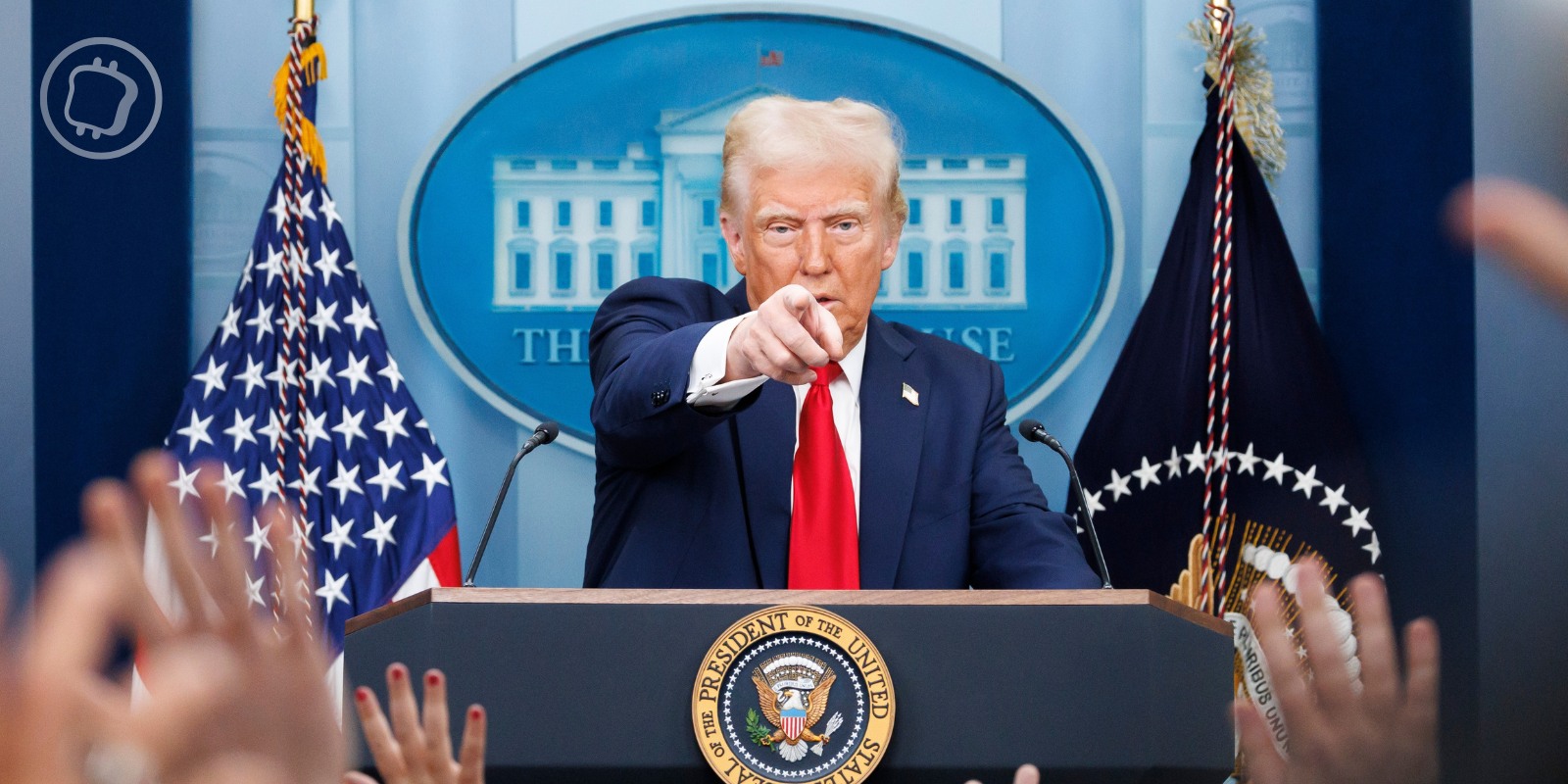 Donald Trump menace l'UE de nouvelles taxes si un « accord juste » n’est pas trouvé